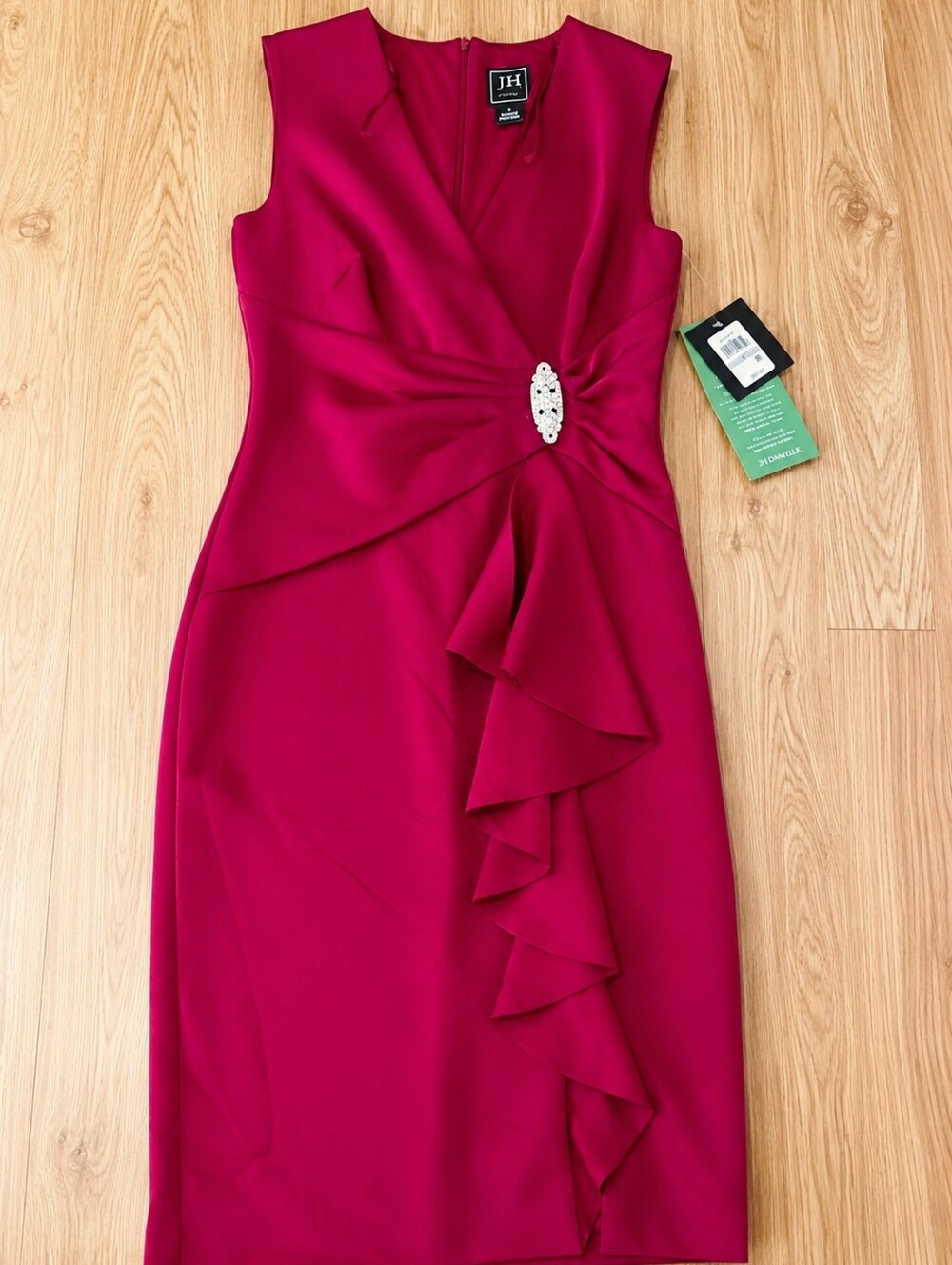 JH Collection Red Sleeveless Midi Sheath Dress with Front Ruffle and Brooch